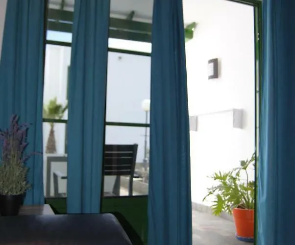 Magmamia * بويرتو ذيل كارمين